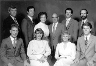 Harold anan Leona (Kelzer) Kerber's family - 1987
