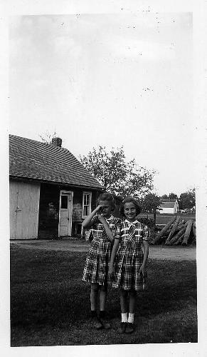 Jane and Judy Rettler, daughters of John and Elizabeth (Schlenk) Rettler - 1953